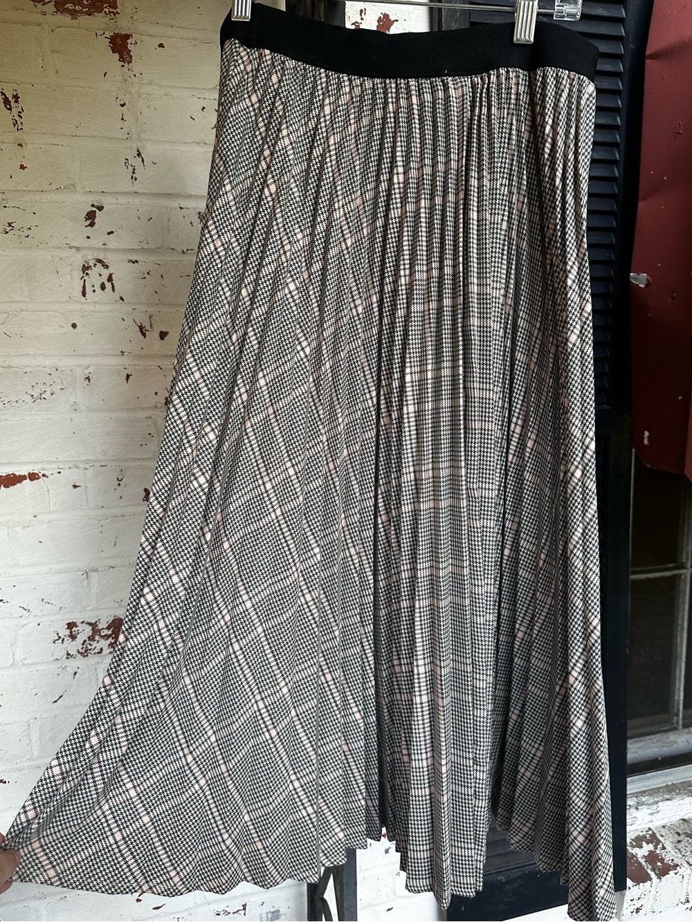 a new day Black & Cream Plaid Pleated Skirt